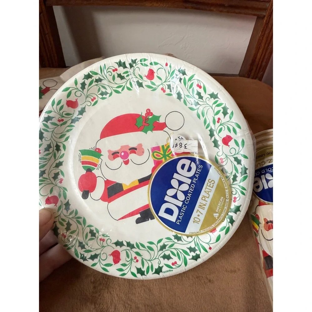 Vintage Dixie Christmas Santa Paper Plates Cups Napkins Set Retro Holiday Decor